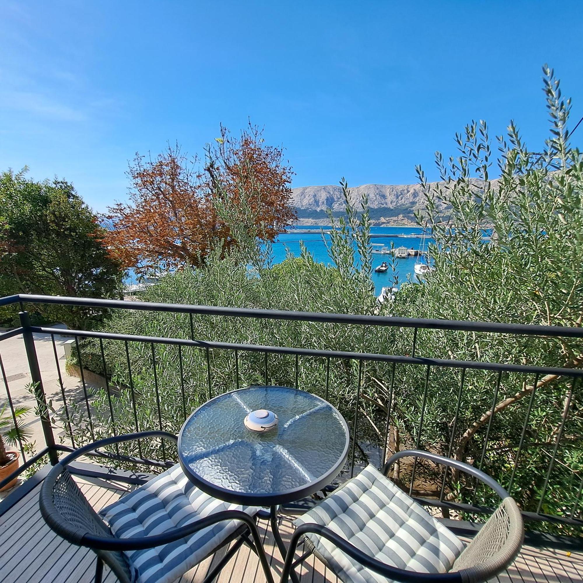 Apartments Lora Baška Екстериор снимка