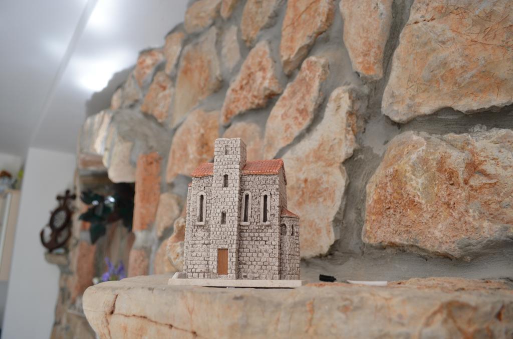 Apartments Lora Baška Стая снимка